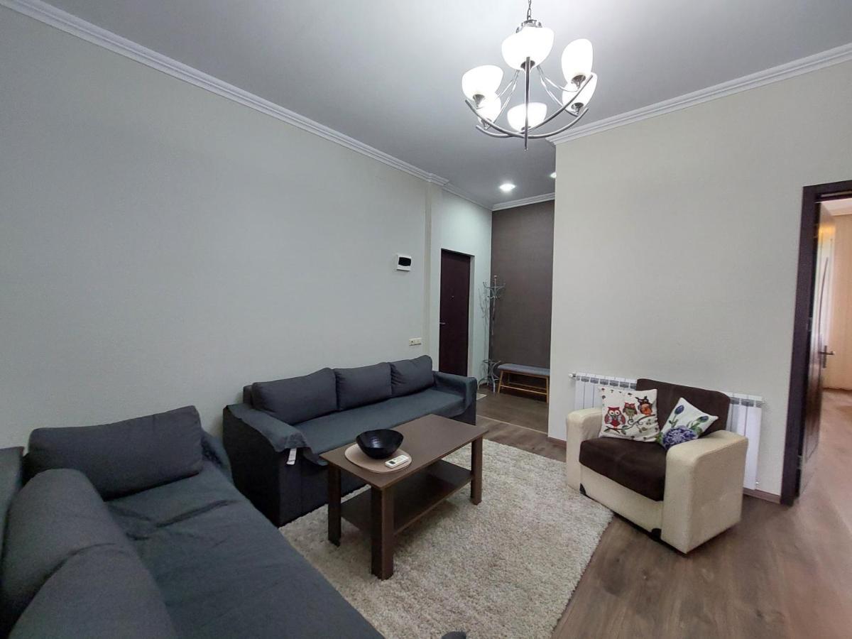 Helen'S House Διαμέρισμα Μπατούμι Εξωτερικό φωτογραφία