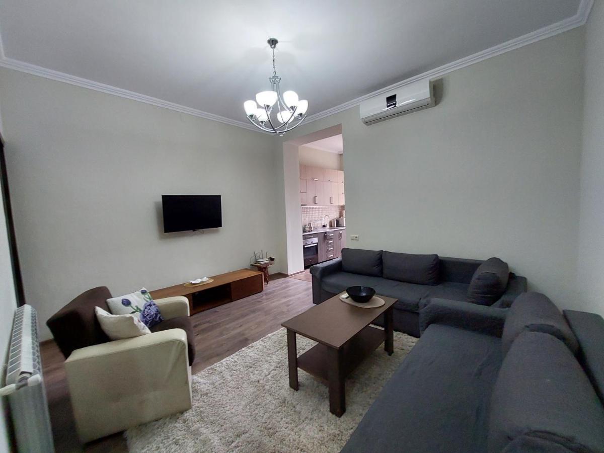 Helen'S House Διαμέρισμα Μπατούμι Εξωτερικό φωτογραφία